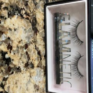 Glamnetic lash kit